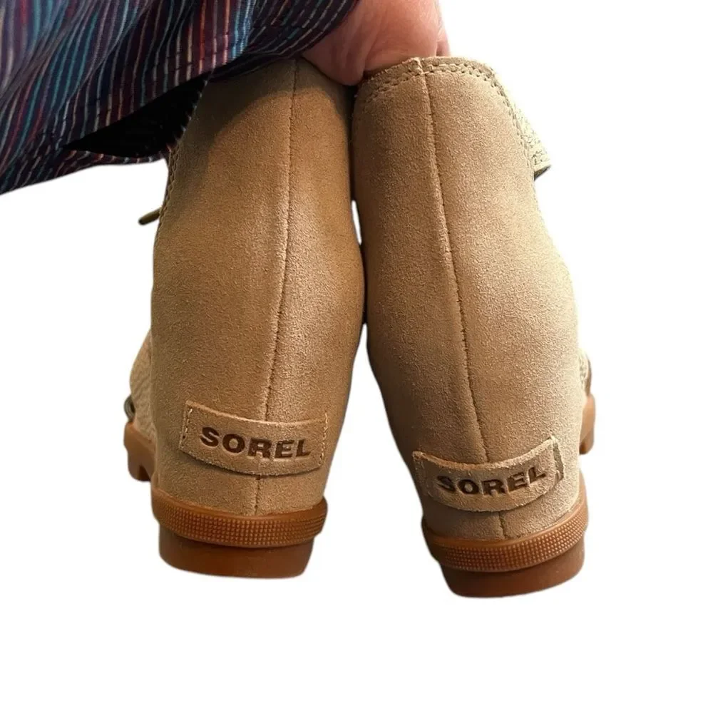 Sorel stylish tan